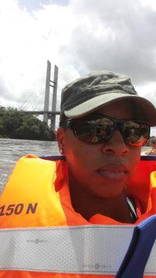 FongGael's profile picture. Je n'ai pas besoin de grand chose pour vivre juste TOI