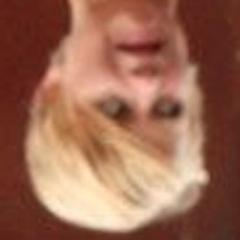 CarolineSkrag's profile picture. Menno Simon's groupie. Forever captivated by damn good cheese and shitty fashion trends of yester-year. Don't be a dick, kids.