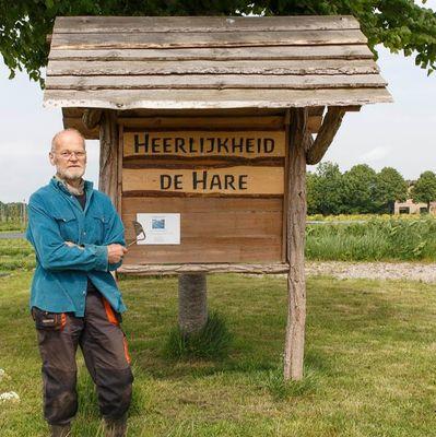 martien spitzen, beheerder van
Biologische zelf oogst tuin voor kleinfruit en groenten.
Member of Caring Farmers en Biocyclische-Vegan landbouw.