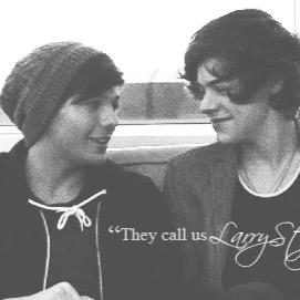 well this is a larry account, if you're not okay with that ... leave !