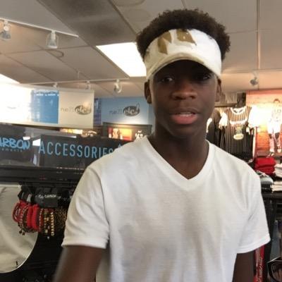 0e6kpipGUUgAMpN's profile picture. Taylor is awesome