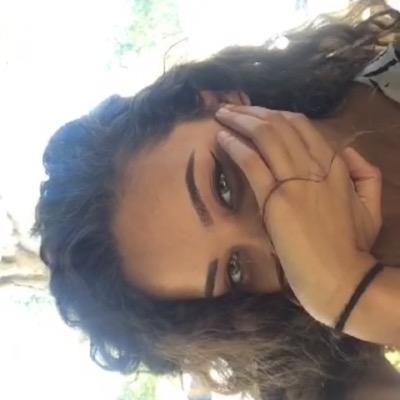 danielarpguwo's profile picture. touch my butt and buy me pizza.