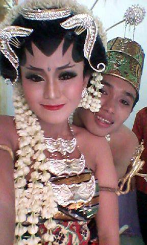 ☀☀Allah and family allways in my heart♥♥♥/sukses dunia akhirat™ ☀☀