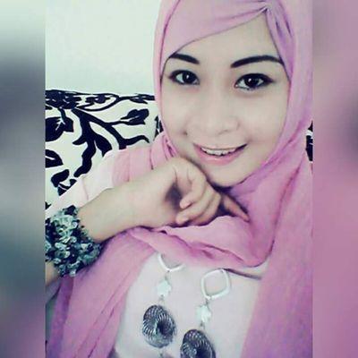 cute_elhy's profile picture. 