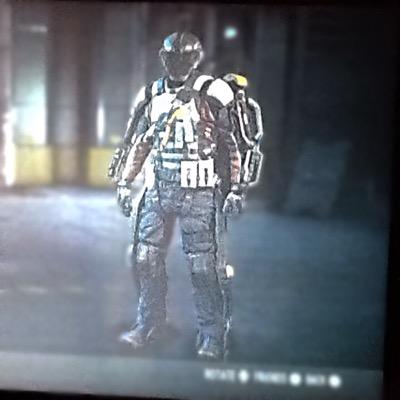 boss cod player/gamer/entertainer/guitarist/lets player/does play minecraft alot/loves skylanders/YT http://t.co/qX6C42OEgS Gaming