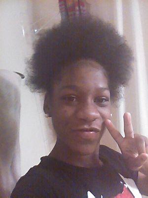 thomas_arrianna's profile picture. Falling my dream not thinking what the next person think