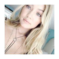 chatscambio's profile picture. lol nope I don't trade justin or nash for Harry