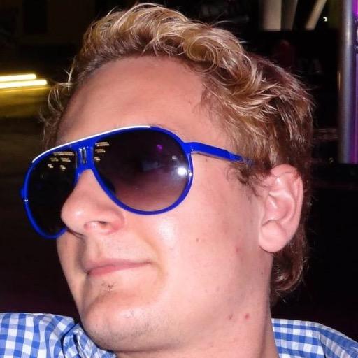I'm a writer, a traveller, somebody you can laugh with all day long, work hard, play hard // GQ, STERN, PC WELT. CEO GLP MEDIA // C-Suite Levelz Gaming Group
