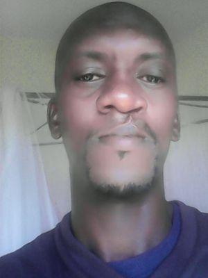 WadeKazo's profile picture. marié