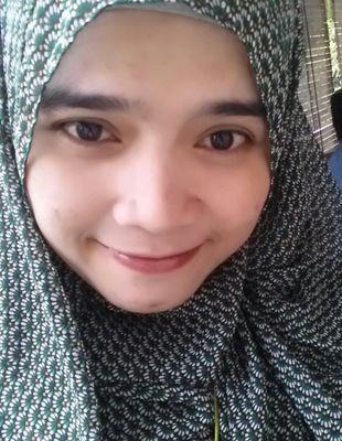 sifat agak diam sikit,tp memang suka diam ☺