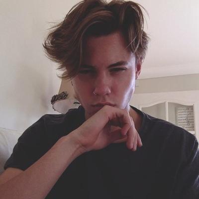 harryrpgtle's profile picture. I can do it better.