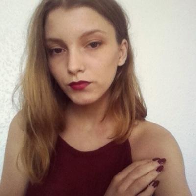 yepruby's profile picture. I love Def Leppard, Arctic Monkeys and Quentin Tarantino