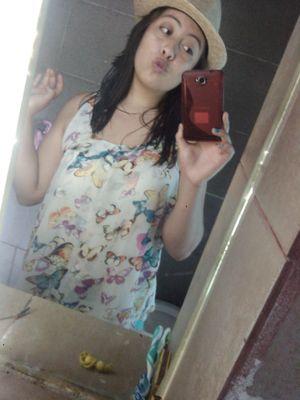Linda, sincera y sobre todo directa, amo a mi perro!!!.
29 de Enero mi Cumple