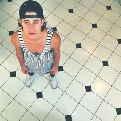 Follow me nash!!