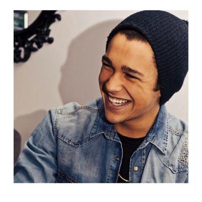 397a08c7947d45a's profile picture. I am a Mahomie.♡