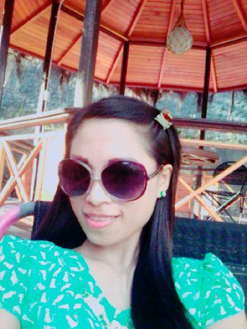 merrycurrix's profile picture. Forgiveness doesn't make them right, it just makes us free (´⌣`ʃƪ)♡