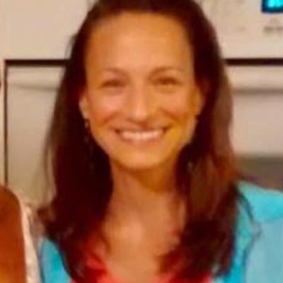 RockefellerVale's profile picture. Lisa, UX designer, lover of life and learning