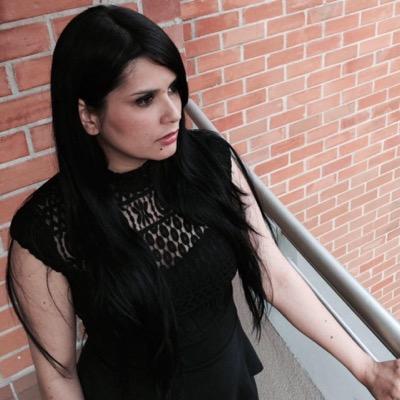 catadelprincipe's profile picture. Médica por vocación, pensadora por convicción, rebelde por deseo genuino🌷