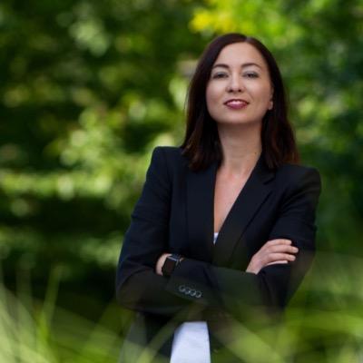 Love helping founders & companies to solve real problems. Owner & CEO of tech law firm @SharpCookieAdv #CIPP/E Digitalisation expert #SIME #KMPG #IAPP #IDC