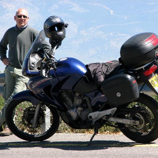 amirpaz's profile picture. 