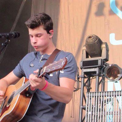 shawnguitarman_'s profile picture. 