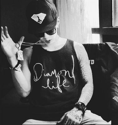 87.AOMG