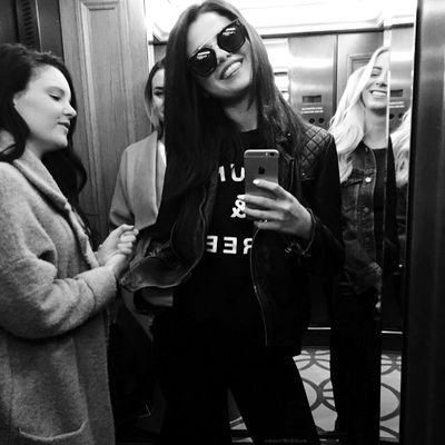 selenazsmile's profile picture. selena thinks i am beautiful so... fuck your rude opinions