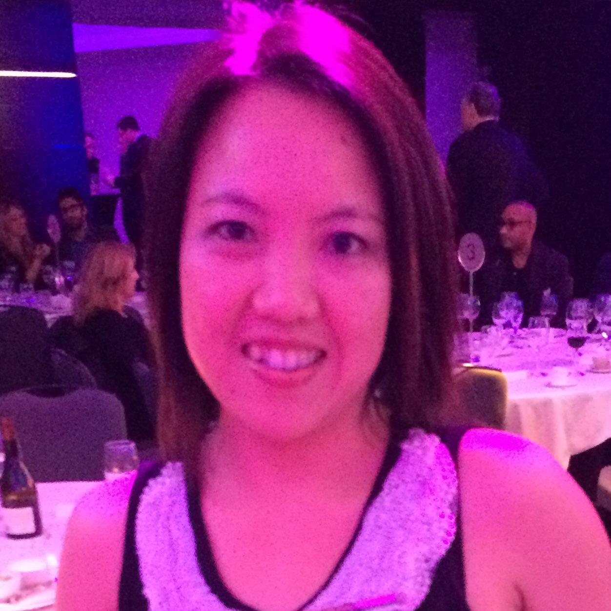 OlayHola's profile picture. Changing the world, one startup at a time! #WomenInTech #FemaleFounders