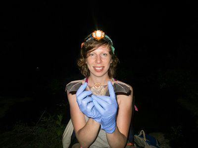 Conservation ecologist, #bat biologist, and #spatialecology scientist passionate about animal migration and aeroecology 🦇 | PhD @ #UF Bio | she/they 🏳️‍🌈