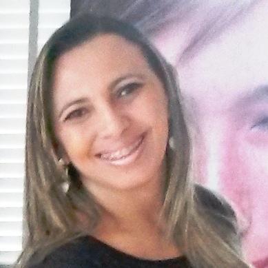 verymota's profile picture. Administradora, esposa de Geferson Mota, mãe de Letícia Mota, guerreira, mulher, apaixonada pela vida. Consultora Independente Belcorp.