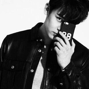 ∞ นิชคุณ หรเวชกุล; 닉쿤 or Nichkhun Buck Horvejkul ➸ Thɑi&Americɑn boy  ─  Singer of 2PM 투피엠 ─ Actor&Model  ϟ 19880624  ⊱ I wɑnnɑ tɑke to my house... ♪♫