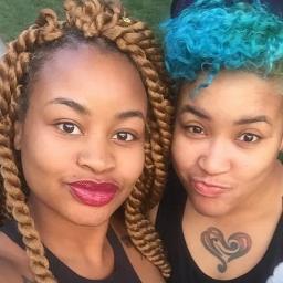 shepurrfect's profile picture. Team Followback