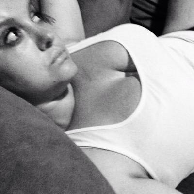 moxey0710's profile picture. fun fact about Lyme Disease. It Sucks