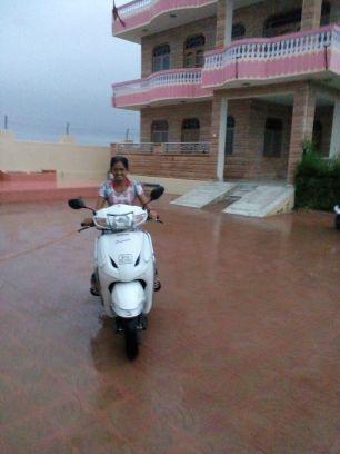 B96490bhanwari's profile picture. 