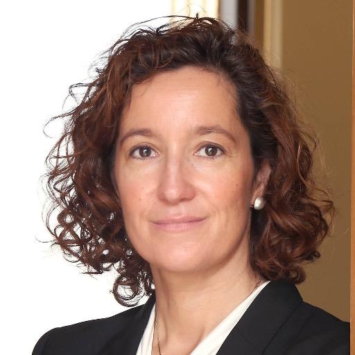 RR.PP. y marketing en Dolby. Me apasiona el cine, la musica, la lectura, la cocina y la gente con sentido del humor. Por supuesto mis opiniones, solo mias