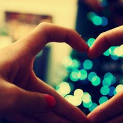 AnaKarinita2828's profile picture. 