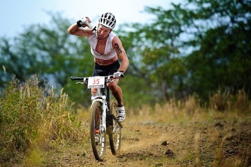 Pro Elite Xterra Triathlete and XC mountainbiker.
Work in Myoskeletal Alignment, Coaching & Strength Conditioning