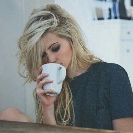 CollinsRPGhpl's profile picture. Irlandaise ~ 17 ans ~ Ne faite pas attention à moi ou vous allez le regretter ~ Pas de sentiment, pas t'attache rien ~ Troublée mentalement ~ Je ne ressens rien