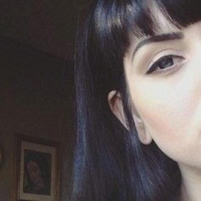 barze_koye's profile picture. •96🖤