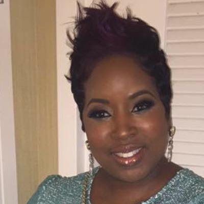 Loves Jesus! Love Fashion! Love Shopping! She is a Free lance Makeup Artst & business owner of Liz Renee Cosmetics. (734) 404-8601 http://t.co/jAg0xaO65B