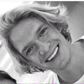 codysforeverr's profile picture. i can pick you a flower, if you'd like