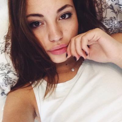 ambrerpgsscl's profile picture. «come on down to florida, i got something for ya, we could see the kilos or the keys, baby, oh ya.»