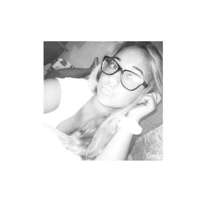 MoraOval's profile picture. 