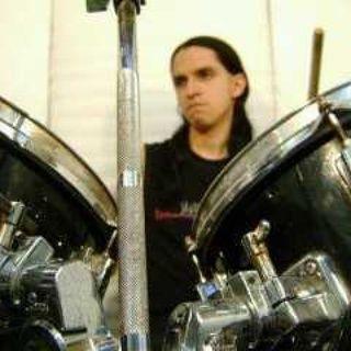 DRUMMER. BEAUTIFUL OF BODY, MIND, AND SOUL. FOLLOW ME AND FOLLOW YOU. THANKS. 
BATERISTA. BELLO DE CUERPO, MENTE, Y ALMA. SÍGUEME Y TE SIGO. GRACIAS.