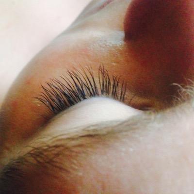 If you live in the Regina, Sask area and want long lushes lashes...Message me on twitter, and i will get back to you. Have a wonderful day.