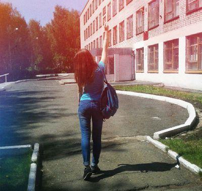 feo_annya's profile picture. my name is Anya. 15 years.✌
I live in Izhevsk, Russia. I ♡ 1D