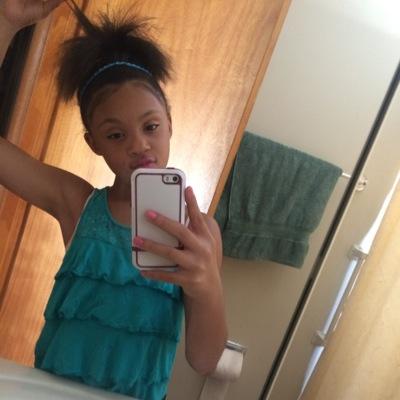 just started so follow rylee carmella they are bae