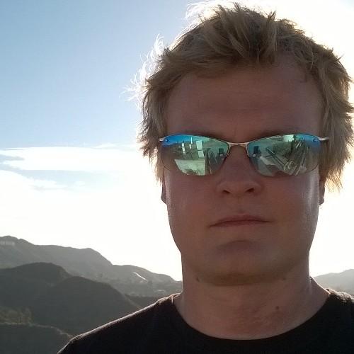 kosjanne's profile picture. ATK-expertti, jalkapallo-fanaatikko, olut-enthusiastikko, vierassana-spesialisti