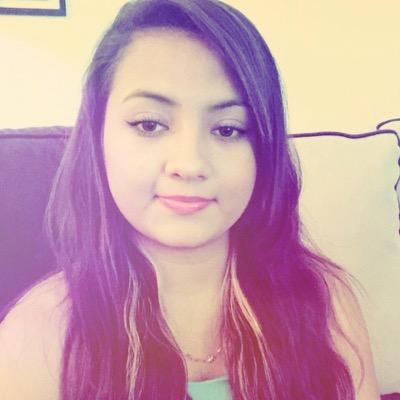 Sthefanyrivaz's profile picture. 