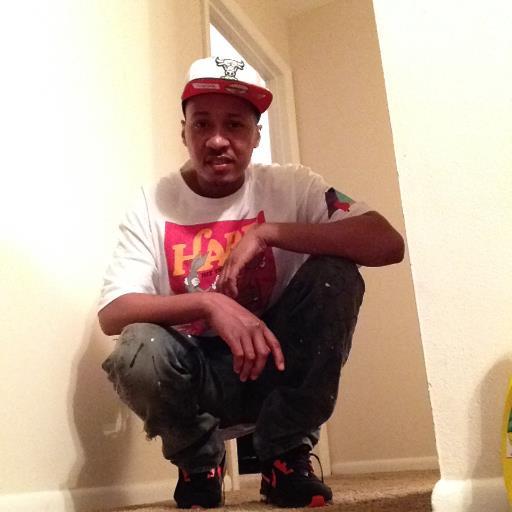 rapper/songwriter/promoter for booking and features contact @ yungprada80@gmail.com